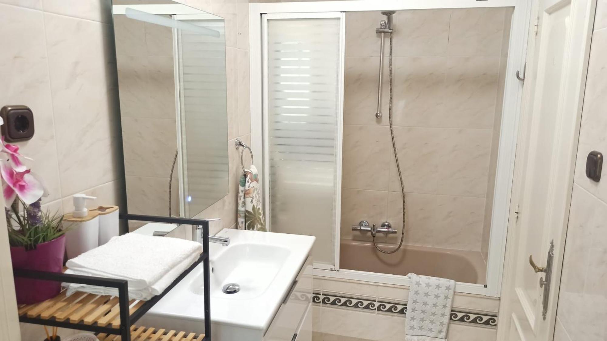 Ohana, Apartamento-Parking Privado Gratis-Centrico-Wifi-Ascensor-Sin Cuestas-82M2 Bermeo Exteriér fotografie